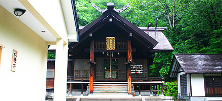 湯沢神社（湯澤神社）