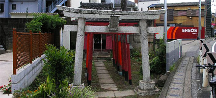 切敷稲荷神社