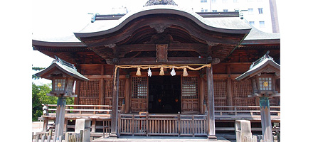 須衛都久神社